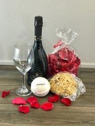 Deluxe Pamper Party with Prosecco Flower Power, Florist Davenport FL